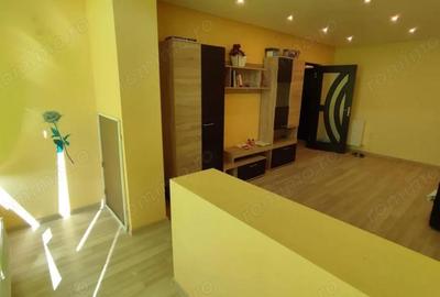 Apartament cu 2 camere decomandat în Cornișa - 5