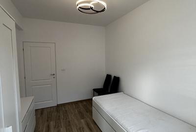 Apartament cu 3 camere semidecomandat, mobilat în Alfa - 17