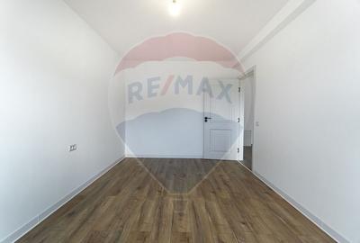 Casă cu 4 camere cu Teren 397 Mp în Tărlungeni - 25