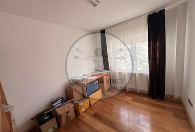 Apartament cu 4 camere decomandat, mobilat în Aurel Vlaicu - 5