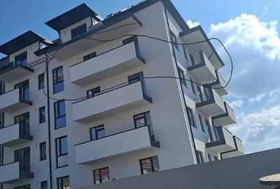 Apartament cu 3 camere decomandat în Central - 2