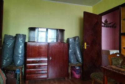 Apartament cu 3 camere semidecomandat, mobilat în Zimbru - 2
