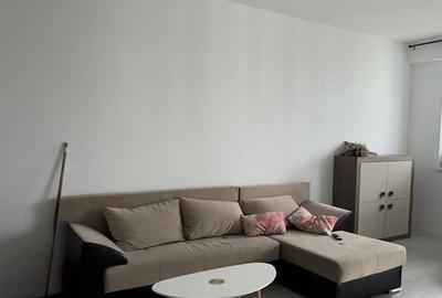 Apartament cu 2 camere decomandat în Ampoi 3