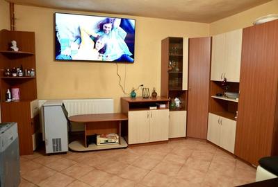 Casă cu 4 camere cu Teren 1100 Mp în Gepiu - 3