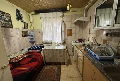 Apartament, 2 camere, 54 mp, decomandat, Rovine, Zona Cofetaria Damarin - 6