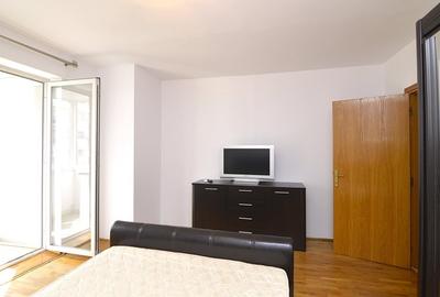 Apartament cu 3 camere decomandat, mobilat în Unirii - 25