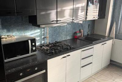 Apartament cu 3 camere decomandat în Apollo - 10