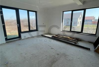 Casă cu 3 camere în Cihei - 5