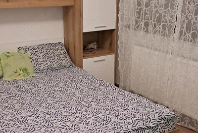 De vanzare apartament 4 camere - 1