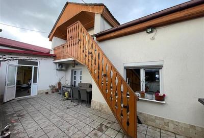 Casă individuală cu 5 camere cu Canalizare în Central - 34