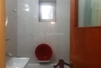 Apartament cu 4 camere decomandat în Calea București - 4