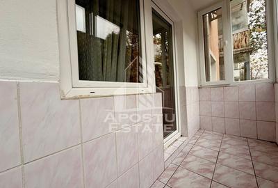 Apartament cu 2 camere semidecomandat în Lipovei