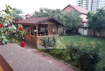 Casă cu 13 camere cu Canalizare în Prelungirea Ghencea - 3