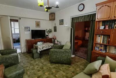 De vanzare Apartament 4 camere, Mazepa 1, langa ?coala Nr. 28