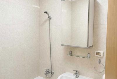 Apartament cu 2 camere decomandat în UTA - 5
