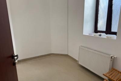 Apartament cu 2 camere decomandat în P-ța Romană - 2