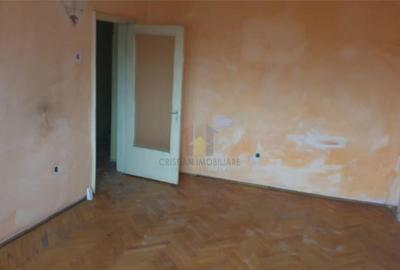 70mp 3 cam etaj 2 balcon 7 m R.Negru - Capatul lui 4 confort - 1