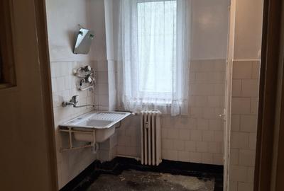 Apartament 2 camere, semidecomandat, zona ABATOR - 4