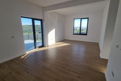 Casă individuală cu 4 camere cu Teren 410 Mp în Valea Adâncă - 1