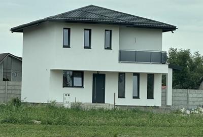 Casă cu 4 camere în Dragomirești-Deal - 4