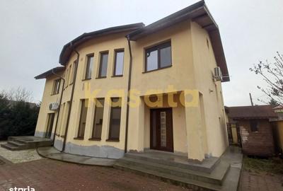 Casă cu 4 camere în Central - 3