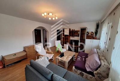 Apartament de inchiriat-3 camere decomandat, cartier Manastur, etaj intermediar - 2