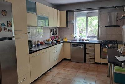 Casă cu Teren 500 Mp în Roșu - 4