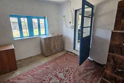 Casă cu 4 camere cu Teren 1300 Mp în Gurbănești - 6