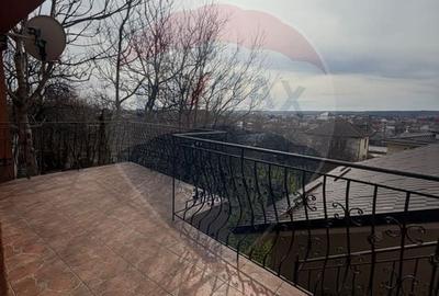 Casă cu 5 camere cu Teren 450 Mp în 1 Mai - 10