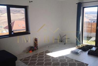 Casă cu 3 camere cu Teren 500 Mp în Feleacu - 2