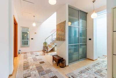 Casa / Vila in Corbeanca, langa lac, zona exclusivista - 16