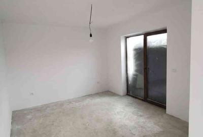 Casă cu 3 camere cu Teren 372 Mp în Central - 4