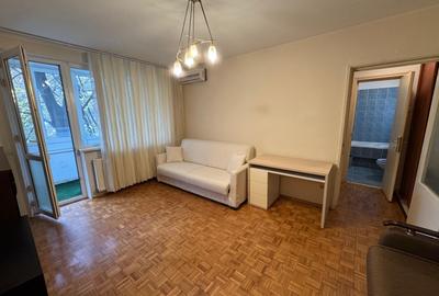 Inchiriere apartament doua camere mobilat/utilat Drumul Taberei metrou - 1