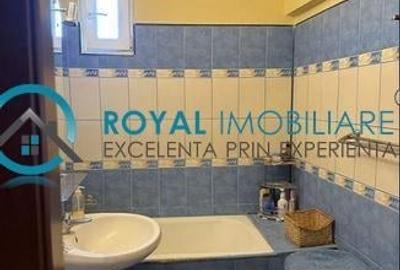 Royal Imobiliare - Vanzare apartament 4 camere zona 9 Mai - 15