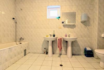 Casa Individuala - Zona Lipovei - Comision 0% - 16