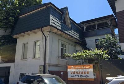 Casă cu 2 camere decomandat cu Teren 67 Mp în Grivița - 1