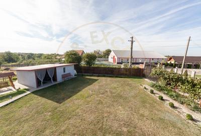 Casa cu teren generos si gradina spectaculoasa – Comuna Cuca, Arges! - 2