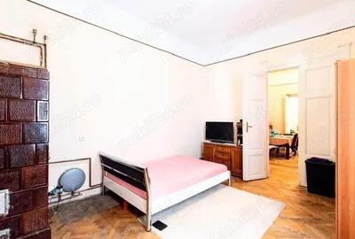 Apartament cu 5 camere decomandat în Central - 3