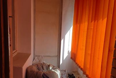 Garsoniera Policlinica Titan etaj 4/10 - 3