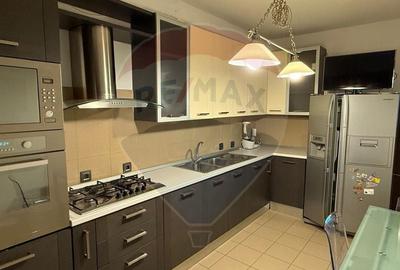 Apartament cu 4 camere semidecomandat, mobilat în Nordului - 18