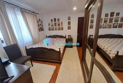 Apartament cu 2 camere 90 mp in vila in zona centrala - 1