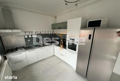 Apartament cu 4 camere decomandat în Dumbrăvița - 8