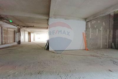 Spațiu comercial, de 448.20001220703 mp, în Nord-Vest - 7