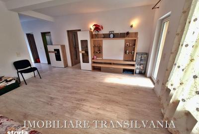 Casă cu 5 camere cu Teren 384 Mp în Unirea - 10