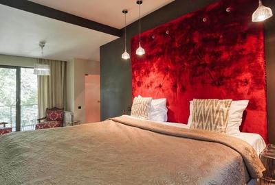 Hotel/Pensiune, 686 mp în Drumul Poienii