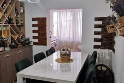 Apartament cu 2 camere decomandat, mobilat în Central - 2