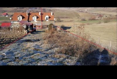 Casă cu 4 camere în Poienița - 2