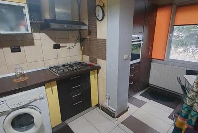 Apartament cu 2 camere decomandat în Cug - 2