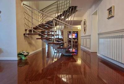 Ovidiu Sud zona de vile lac. - 2