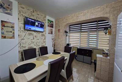 Apartament cu 3 camere decomandat, mobilat în Vasile Aaron - 9